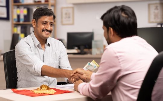 Selling Gold For cash