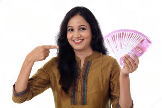 பழைய தங்க நகைகளை விற்கும்போது அதிக பணம் பெறுவதற்கான வழிமுறைகள்